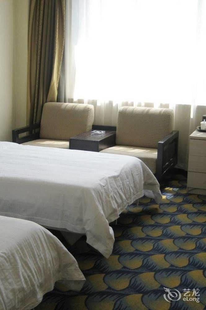 June Hotel 長春 エクステリア 写真